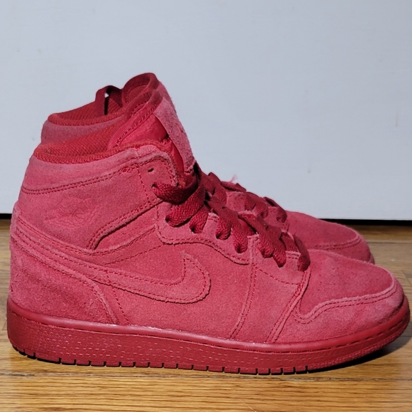 🛑 SOLD! Air Jordan 1 Retro "Red Suede" - Picture 5 of 10